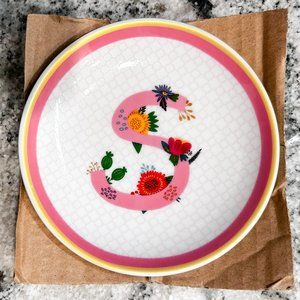 4 Plates-NWT Rosanne Beck Collection Floral Monogram S Accent Dish